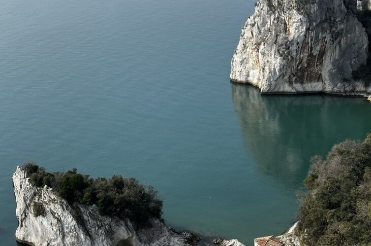 5 La Dama Bianca e lo Scoglio di DANTE